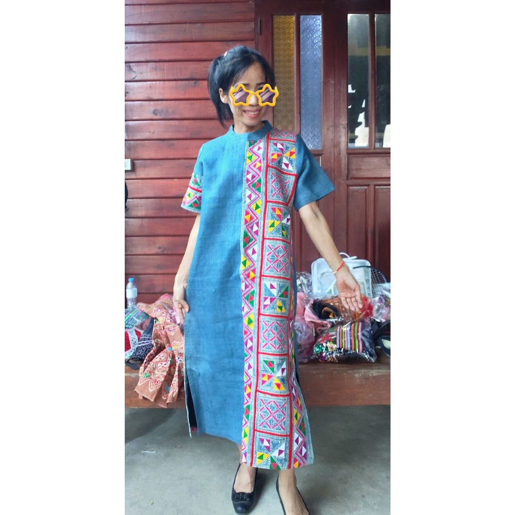 Jan15-เดรสใยกัญชงทอมือ สีฟ้าคราม แต่งเขียนเทียนจิกมือครึ่งซีกหน้าหลัง ...