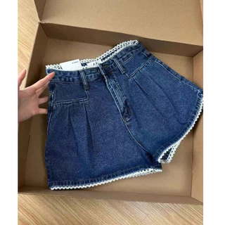 รูป GHAOHES กางเกงยีนส์สั้นสีน้ำเงินเข้ม ทรงA-lineเอวสูง แต่งลูกไม้ กางเกงฮอตขากว้าง#6606