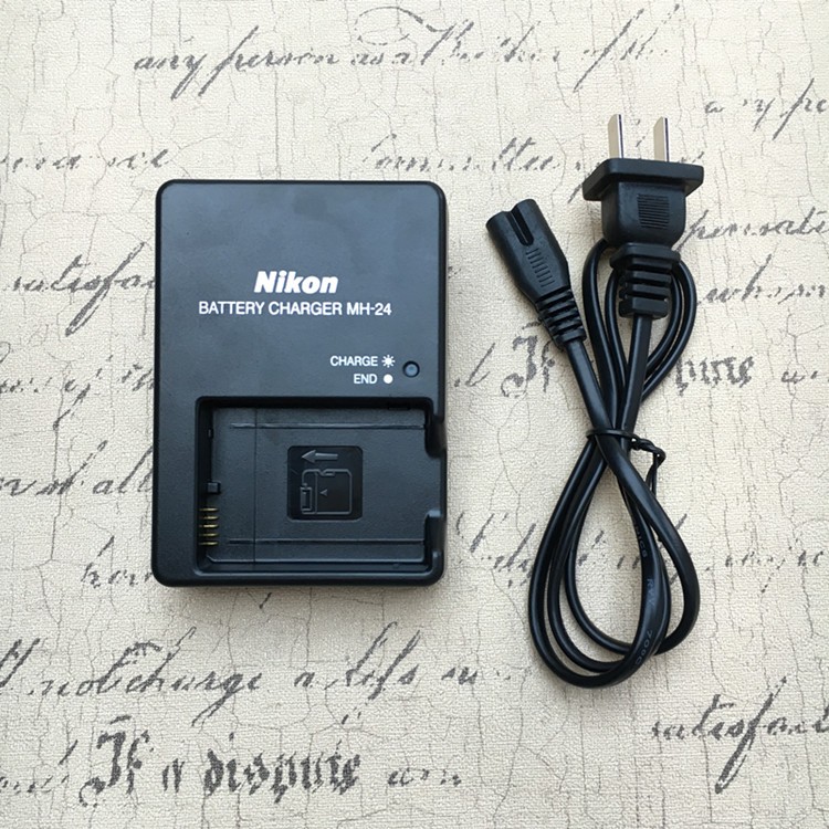 Caricabatteria MH-24 | Nikon Store
