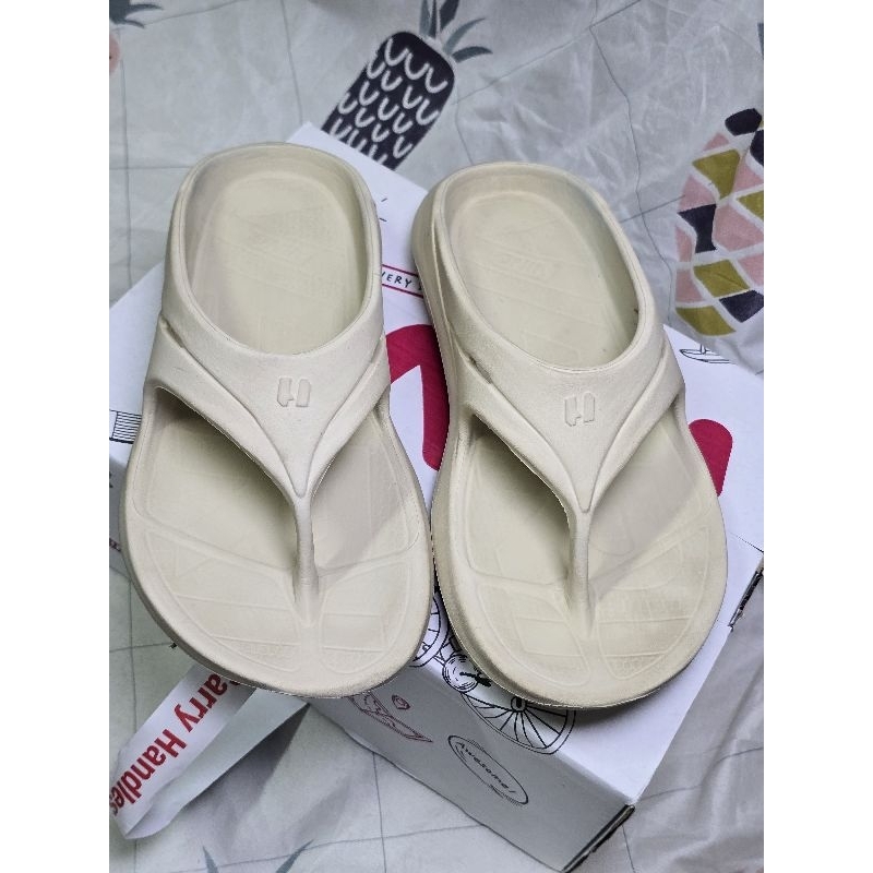 ving running sandals