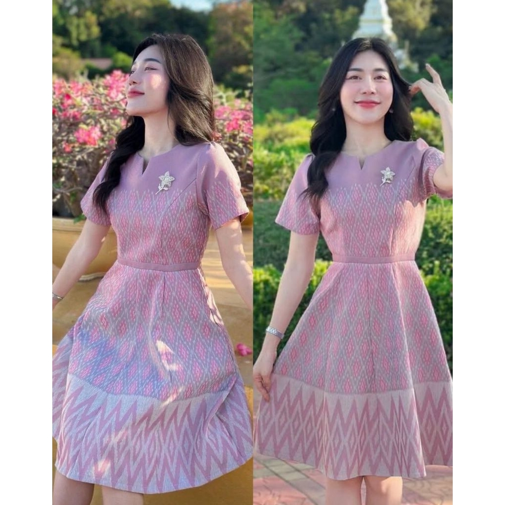 ชุดผ้าทอไทยสีชมพู ทรงเอ อัดกาวทั้งชุด คอบัว สายโบว์ ไซส์ S-2XL มุมมองที่ 2