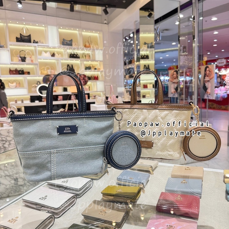 LYN กระเป๋าสะพายข้าง รุ่น Andrea M Tote Bag : LL25CBF915 ชอปแท้ 100% ...