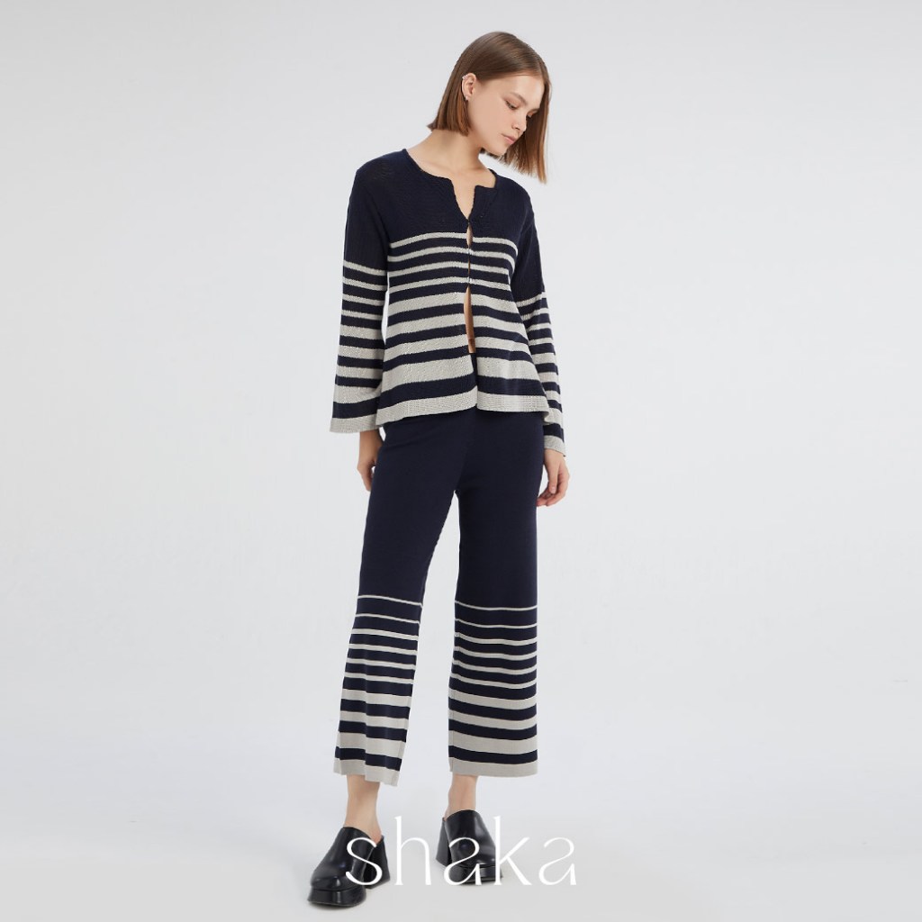 Shaka AW23 กางเกงขายาวผู้หญิง ผ้านิต ทอลายทางริ้ว PN-8230715