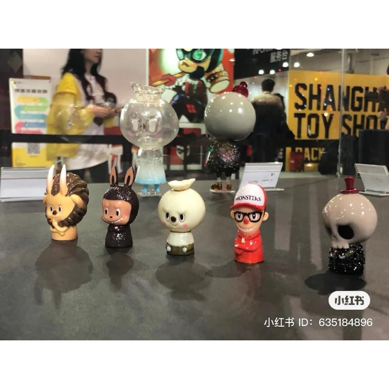 🔥พร้อมส่ง🔥 Labubu the monster finger STS 2018 🎈แพคเกจเก่าบุบตามสภาพปี ...