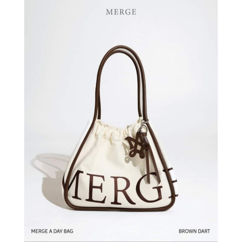️โค้ด 30% ลดสูงสุด 600฿ ️New กระเป๋า Merge /Rally movement / Garmenti ...