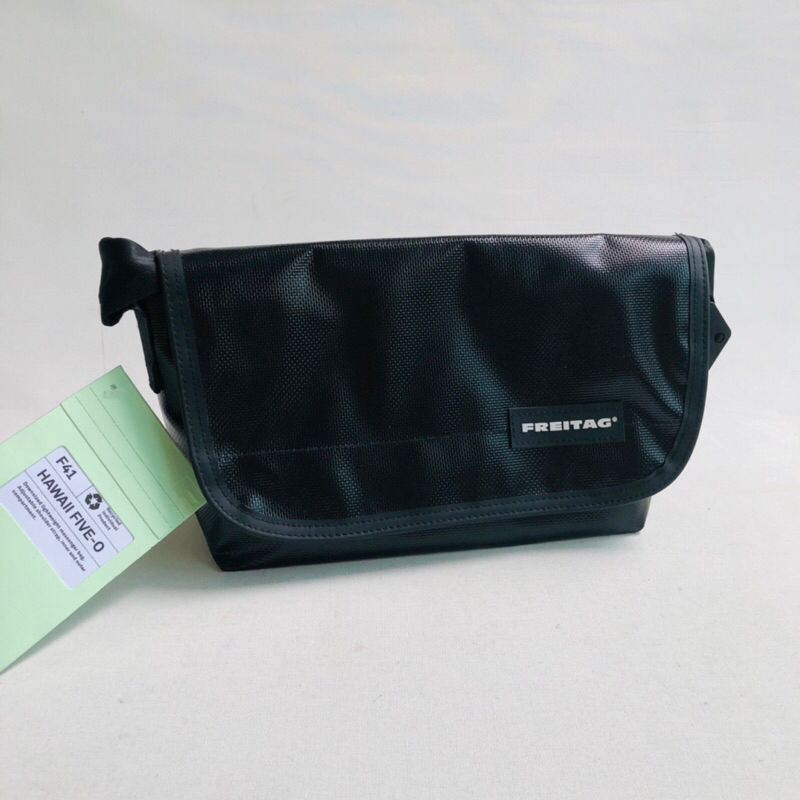 FREITAG รุ่น F41 HAWAII FIVE O BLACK สีดำรุ่นใหม่ 2024 สะพายข้าง