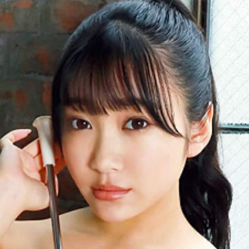 Hana Himesaki Photobook [姫びらき] **Limited 3,000 Copies Shopee Thailand