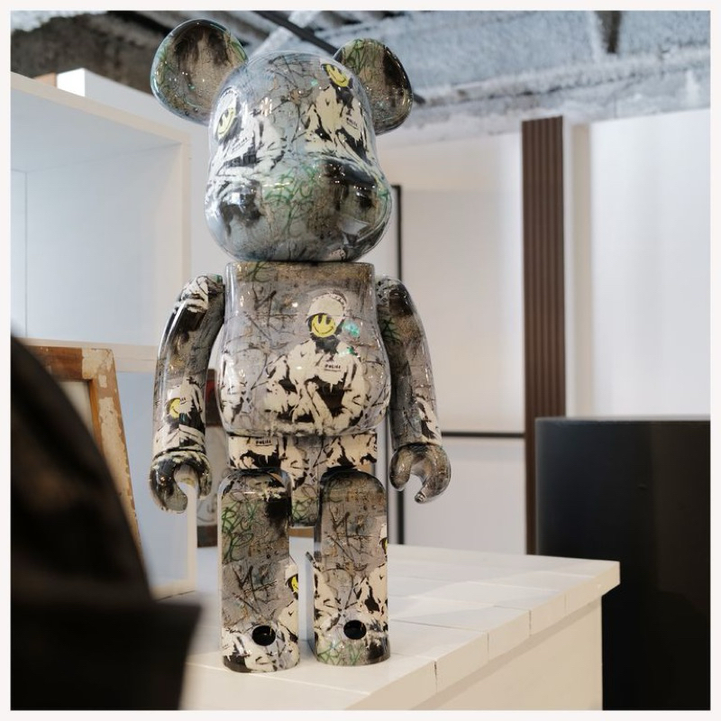 Sale! Bearbrick Banksy Riot Cop 1000% แบร์บริค แบบริค Be@rbrick ของใหม่ ...
