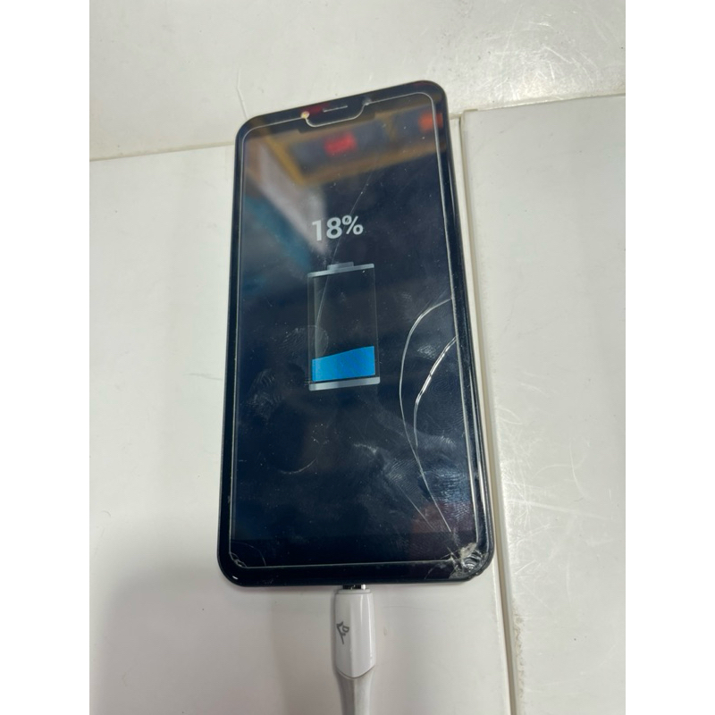 ขายเครื่องTimi-T30เปิดติดชาจเข้าใช้งานได้ปกติกระจกจอแตกมุมล่างขวาแต่ใช้ ...