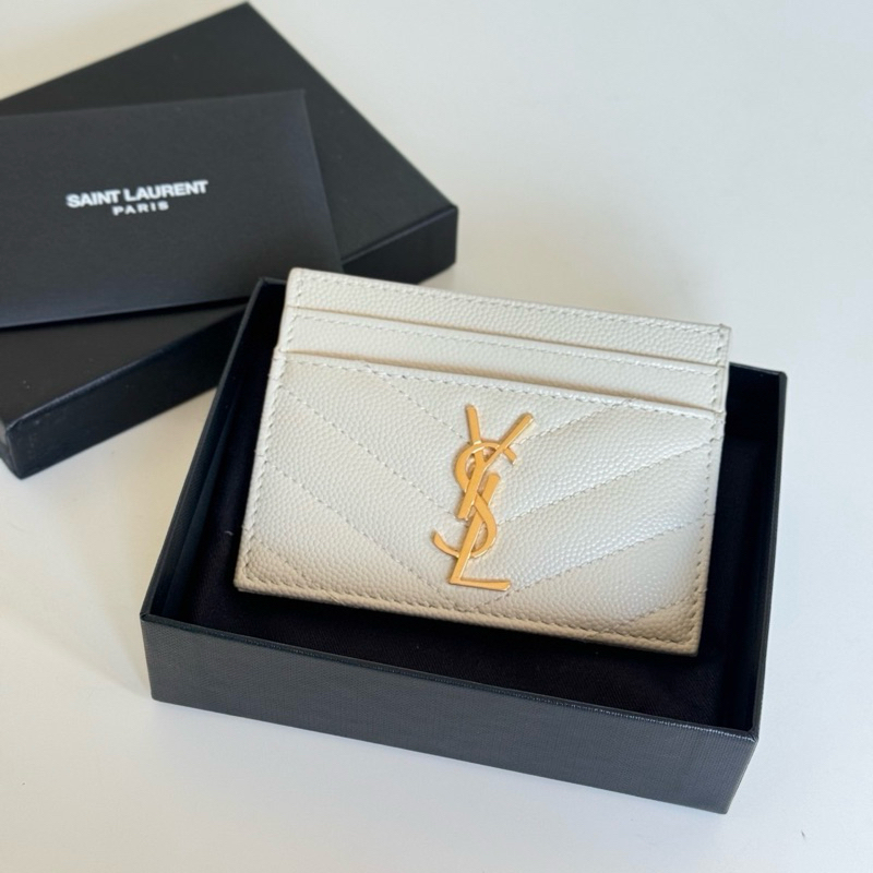Used once ‼️ Ysl card case ปี 2022 สีขาว อะไหล่ทอง สภาพสวยใหม่ งามมๆ ...