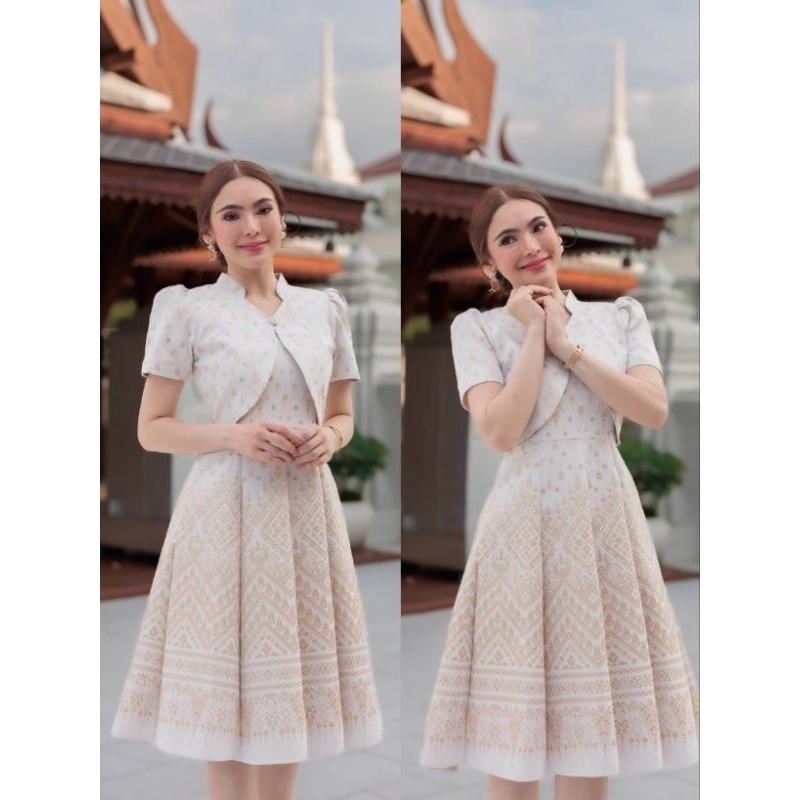 ชุดผ้าไทยสีขาวคอเหลี่ยม 8 ชิ้น ใส่ได้ทุกโอกาส ผ้าทอลายสวย ซิปซ่อนหลัง มุมมองที่ 4