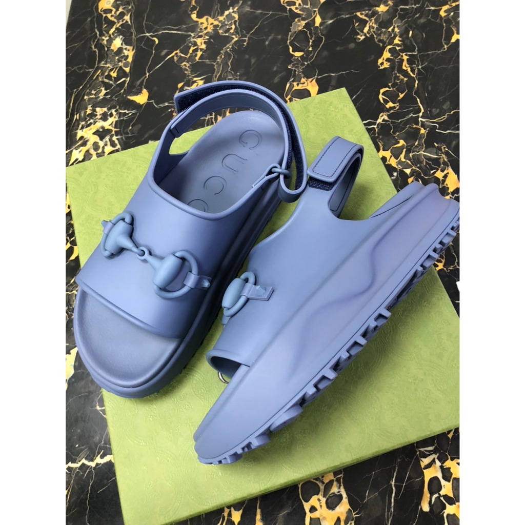 Gucci รองเท้ารัดส้น รุ่น Interlocking G Platform Sandal Code: 747752 ...