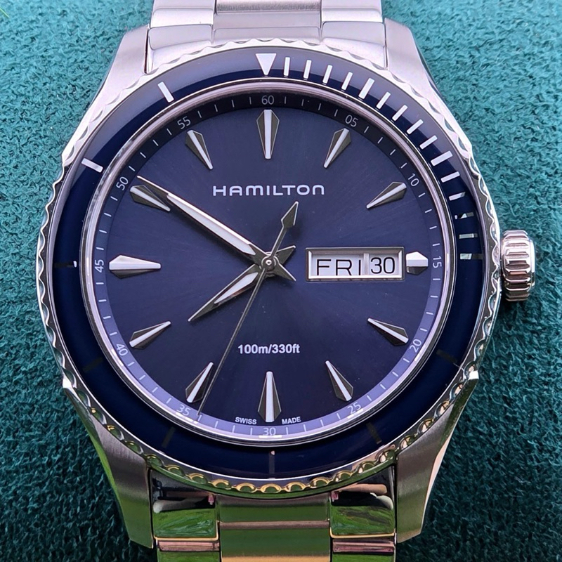 Product image Hamilton JAZZMASTER SEAVIEW DAY DATE Quartz | 42mm ...