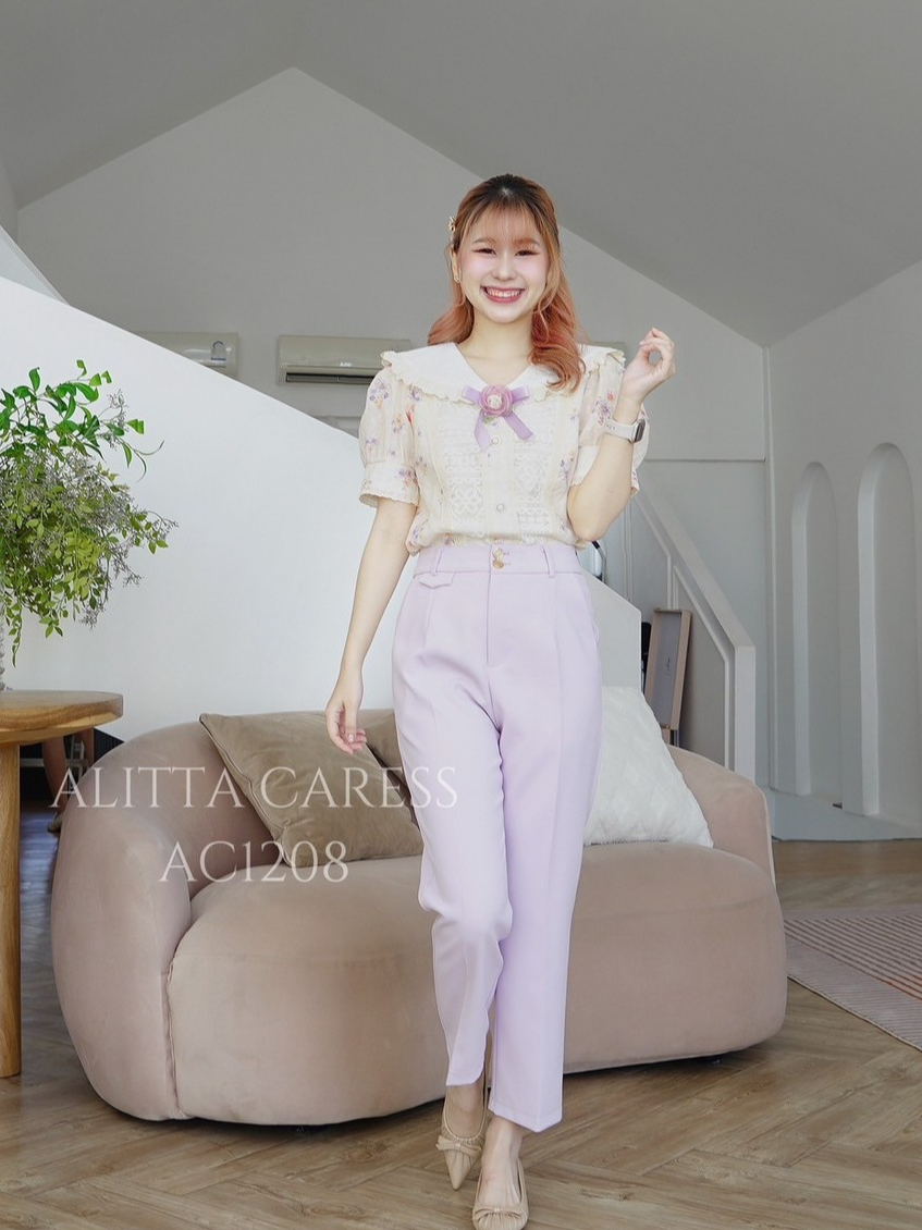 ALITTA CARESS : AC1208 เสื้อสีครีมพิมพ์ลายดอกสีม่วง ปักฉลุทั้งตัว ปก ...