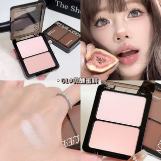 Two Tone Matte Highlight palette contour highlight 2 màu, dạng bột nhẹ matte, giúp da mặt, mắt, mũi trông sáng bừng.
