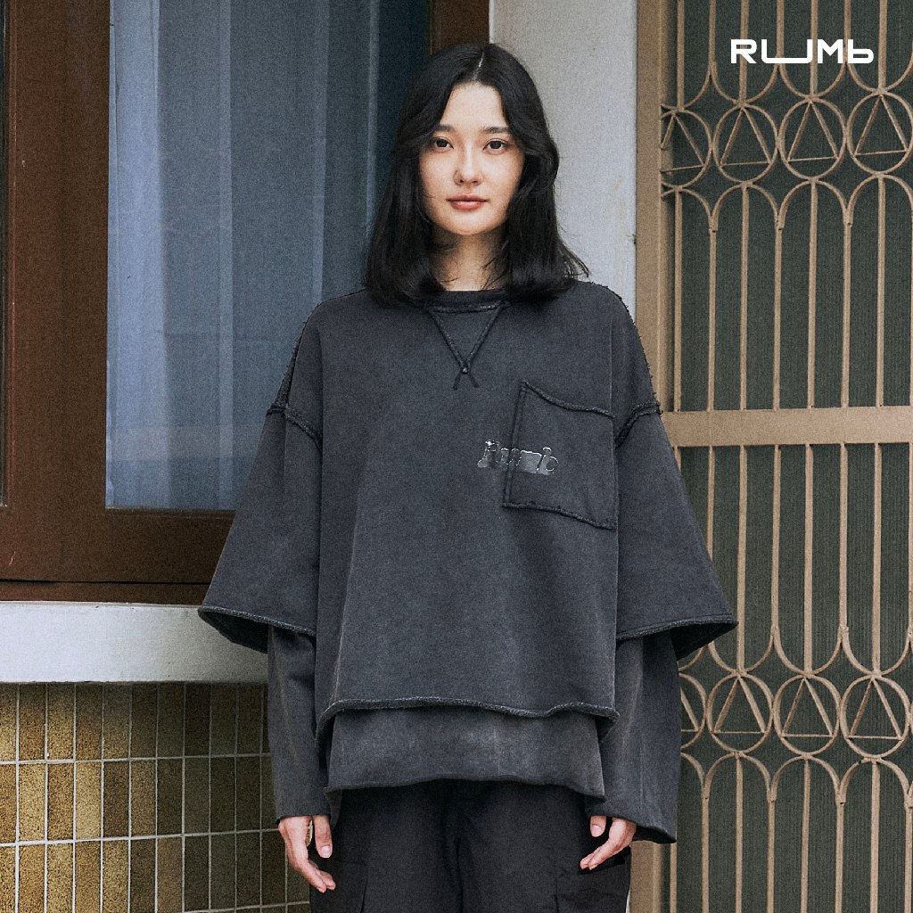 RUMb - เสื้อสเวตเตอร์ แขนยาว 2 ชั้น รุ่น URBAN LAYER SWEATER - Col. REBORN