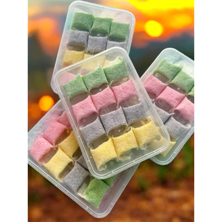 ขนมบุหงาบูดะพื้นเมืองจังหวัดสตูล (ไส้มะพร้าวแก้ว)หอม อร่อย เหนียวนุ่มนวล photo