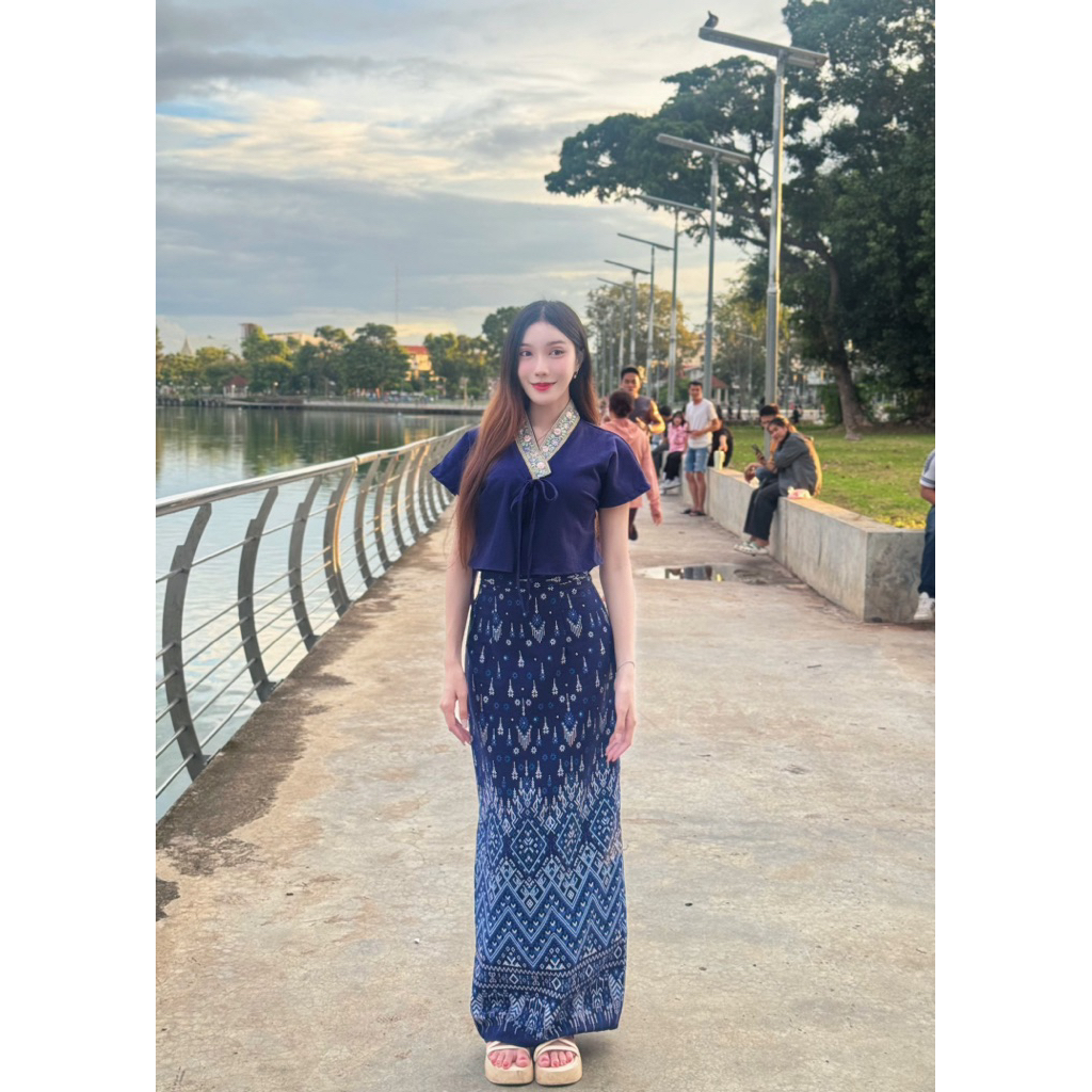 TANTANOD TL14 ชุดเซตผ้าไทยล้านนา กระโปรงผ่าหลัง ผ้าฝ้ายพิมพ์ลาย ใส่สบาย ราคาน่ารัก มุมมองที่ 4