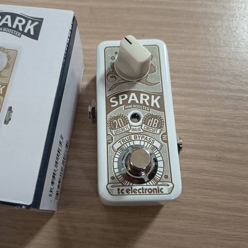 TC Electronic Spark Mini Booster (( สินค้ามือสอง )) สภาพ 80% ใช้งานปกติ ...