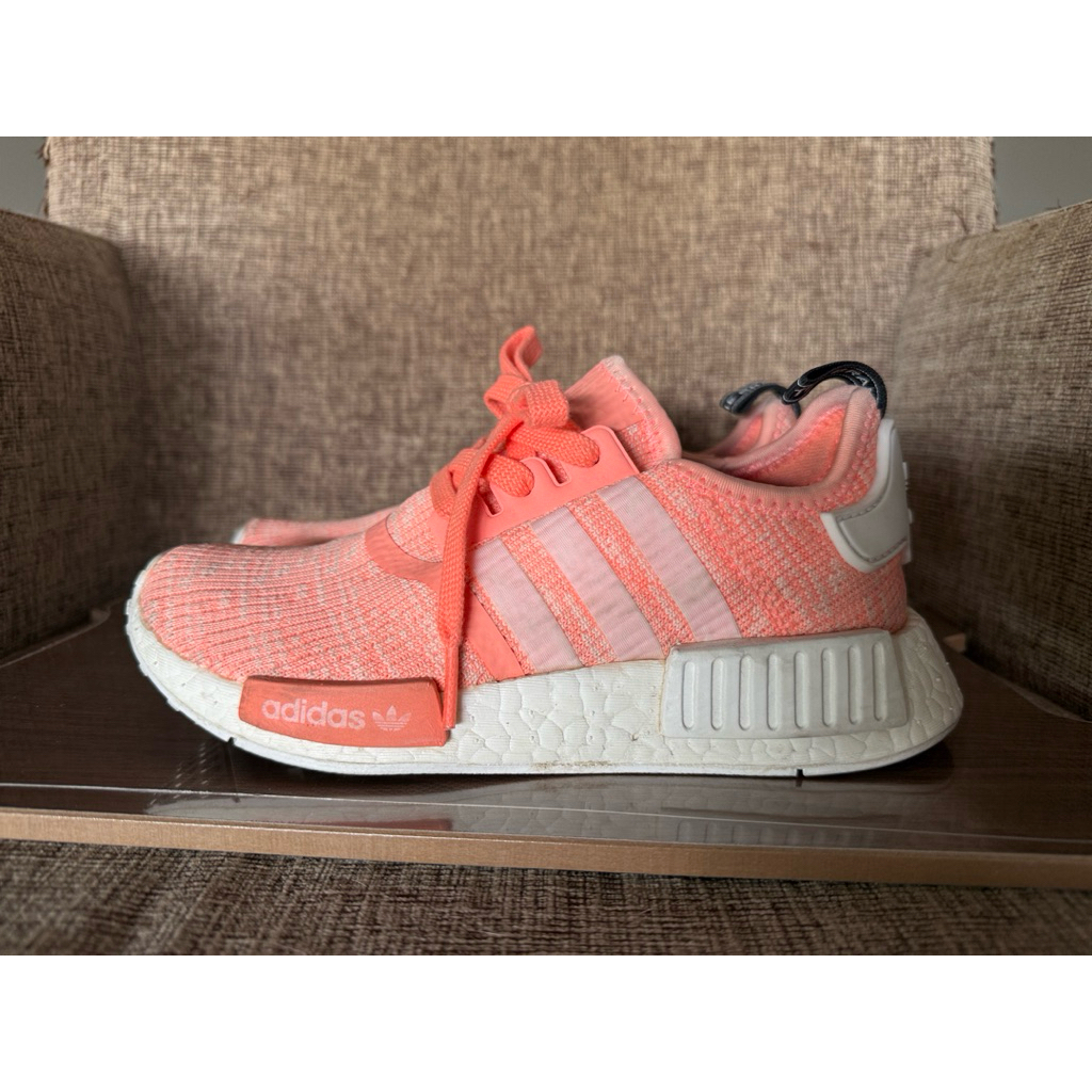 nmd r1   |  Shopee *!