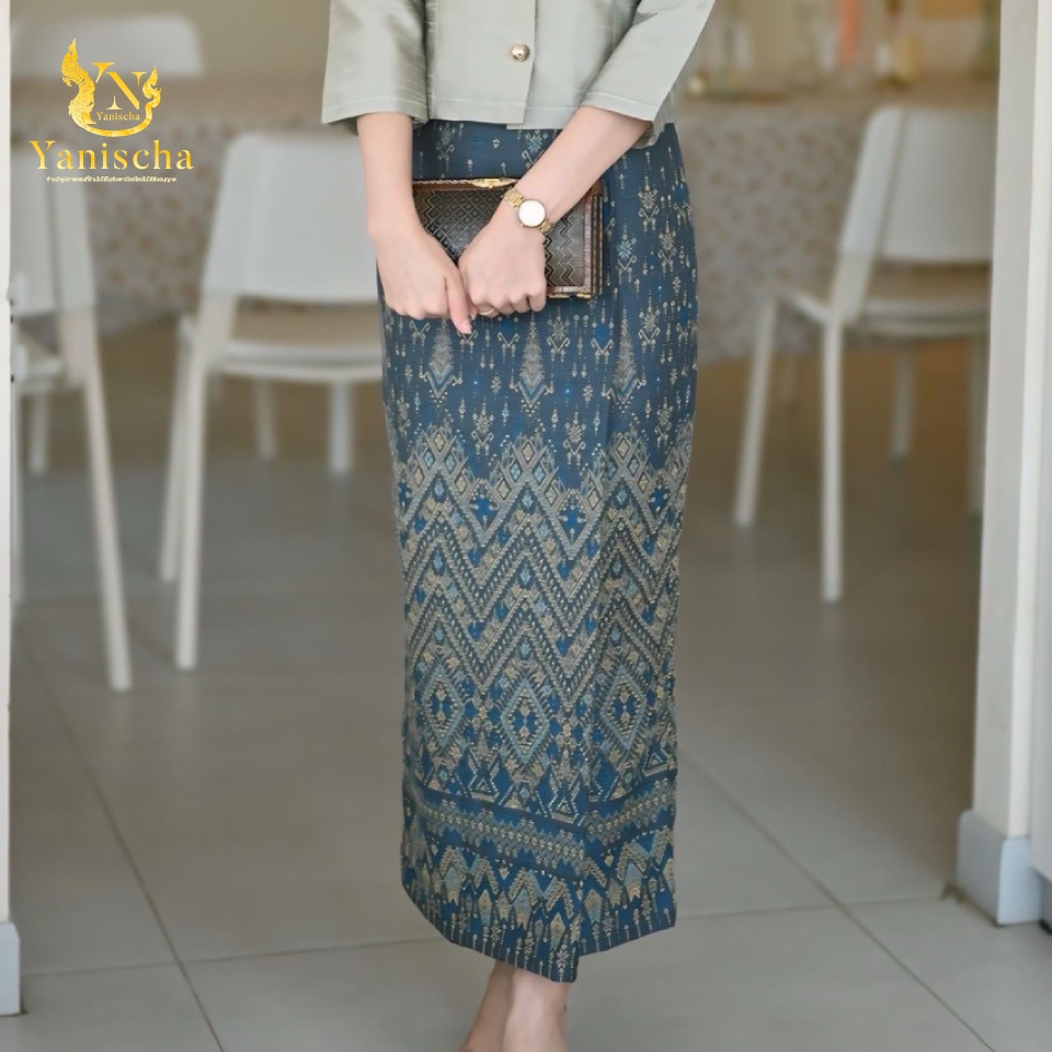 ✨ ชุดผ้าไหมทรงเรือนต้น กระดุมทอง เนื้อดี ดูแพง พร้อมส่ง! (XS-5XL) มุมมองที่ 5