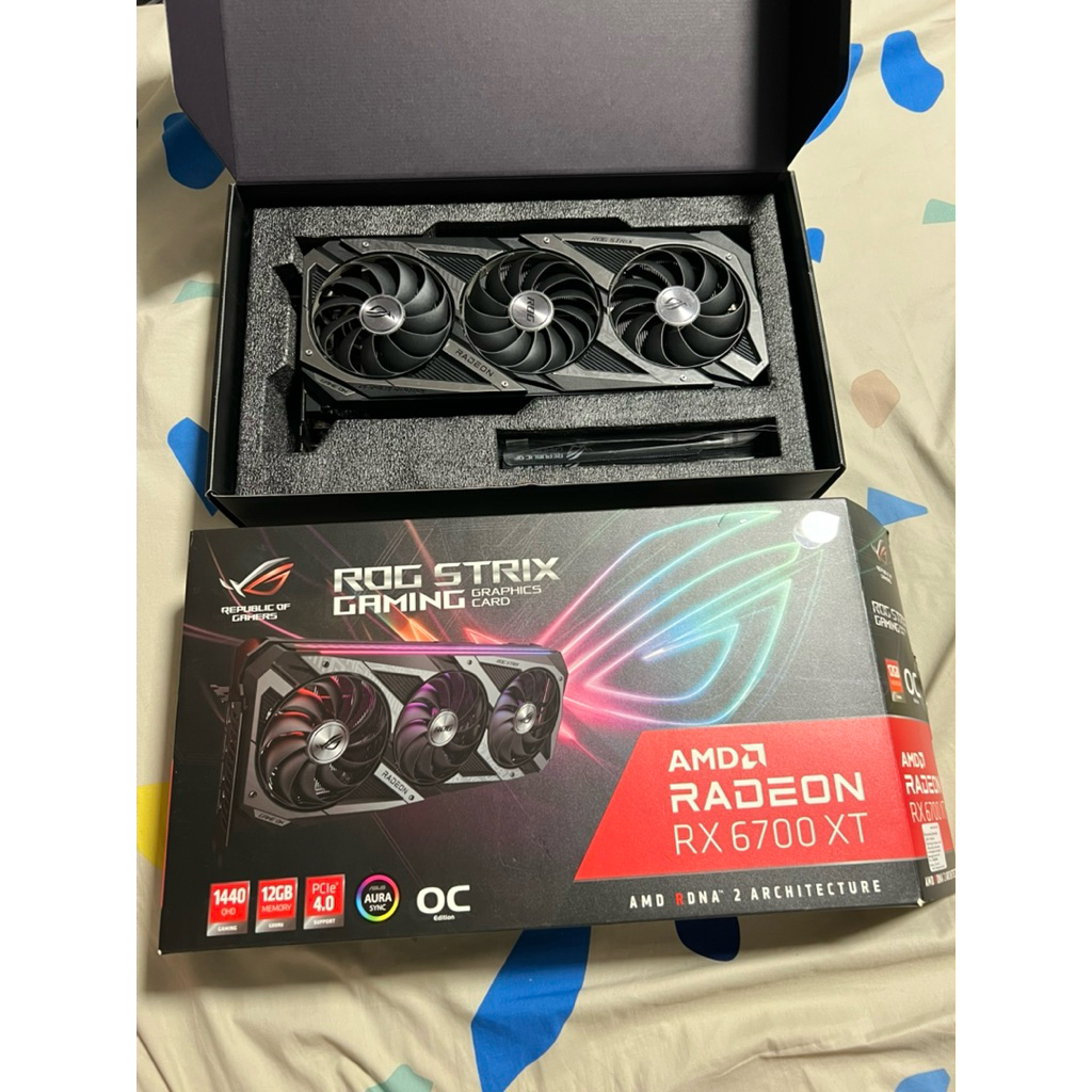 ASUS ROG Strix RADEON RX 6700 XT OC สภาพใหม่มาก ไม่ค่อยได้เล่นเลย เทส ...