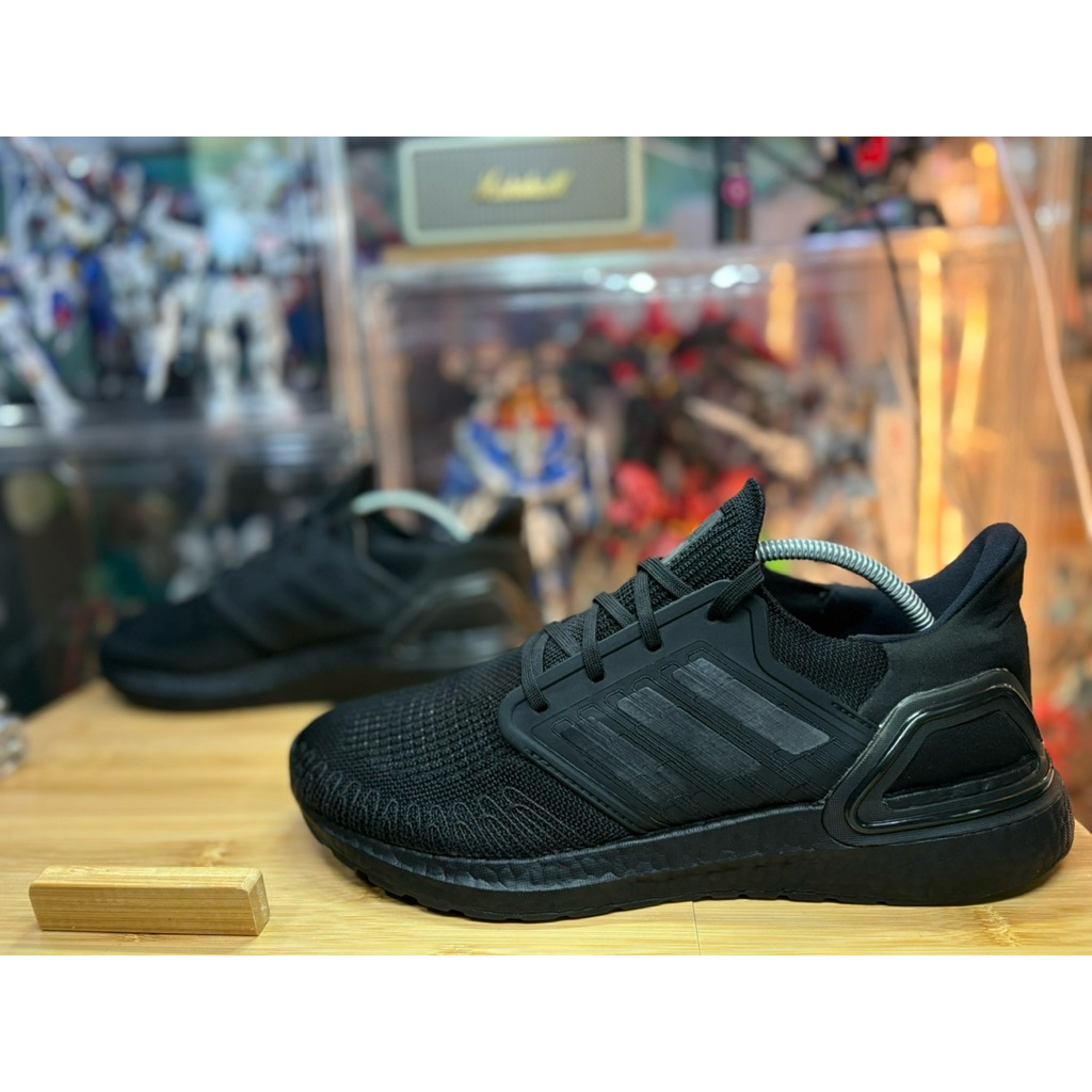 adidas gazelle silver green womens adidas Ultraboost 20 Shoes Black| Chicago City Sports