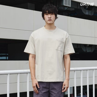 URTHE - เสื้อยืด สีพื้น รุ่น HEAVYWEIGHT RELAXED CREW NECK POCKET T-SHIRT