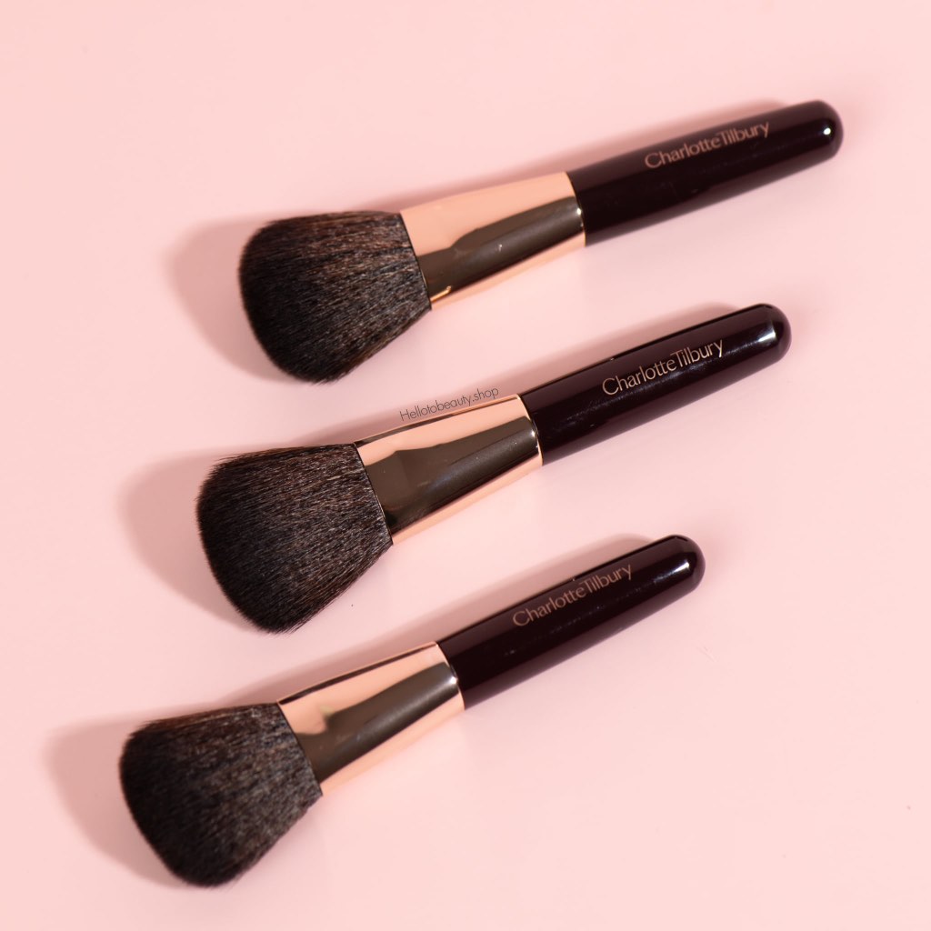 Charlotte Tilbury Magical Mini Powder Brush (ฉลากไทย) | Shopee Thailand