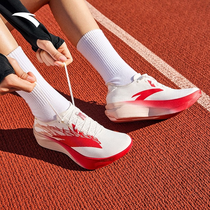 ANTA  C202 G9 2  [N90] Women SuperShoe รองเท้าวิ่ง Nitroedge PRO Marathon shoes 1226A5573 Official Store — รองเท้ากีฬา แบรนด์ Anta ของแท้ 100% เช็คราคาจาก Shopee Lazada thumbnail 4
