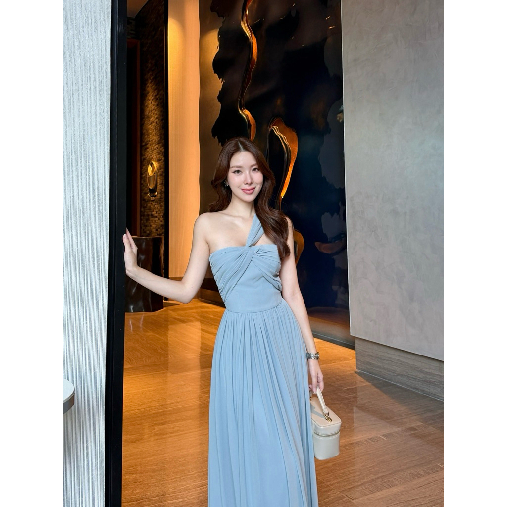 Tiana Maxi Dress ชุดเพื่อนเจ้าสาว ดูแพงผอมสูง เรียบหรูซอฟต์กลาม✨ มุมมองที่ 6