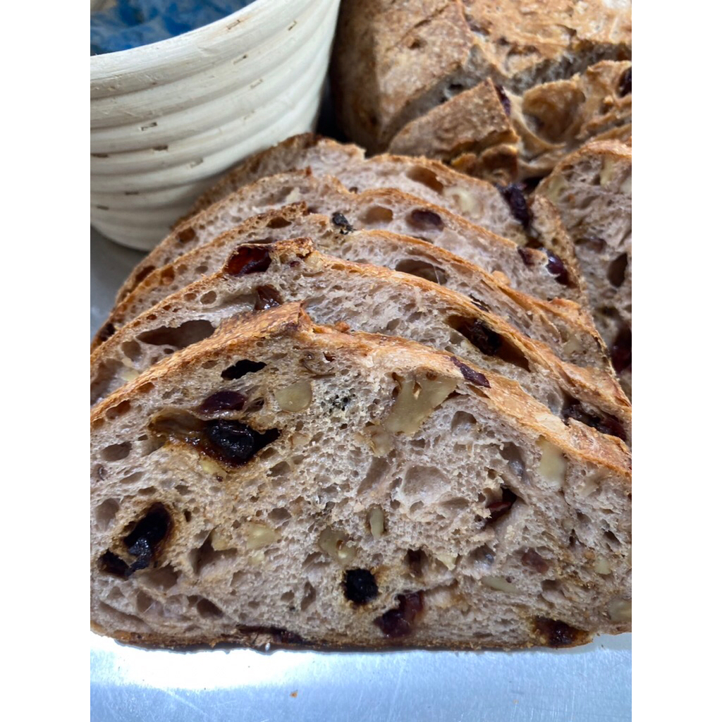 ขนมปัง ซาว์โดว์ แครนเบอร์รี่ วอลนัท ลูกเกด 💥ไม่ใส่น้ำตาล  Cranberry Walnut Raisin Sourdough 🍞
