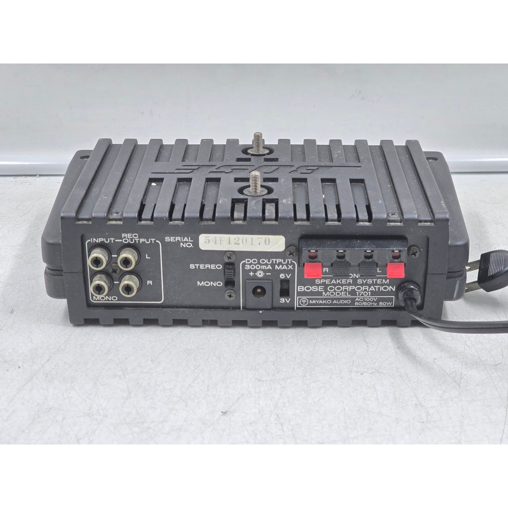 BI112 เครื่องเสียงญี่ปุ่นมือสอง BOSE 1701.AMP กำลังขับ 50W AC100V