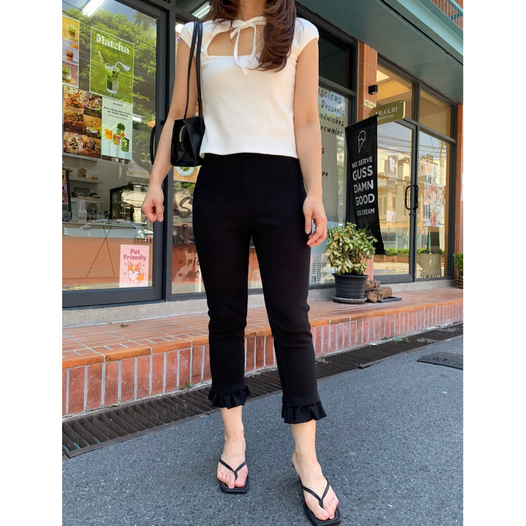 Charlotte Irony | Ruffle Legging Capri Pants มาใหม่!แบบยาวปลายระบาย