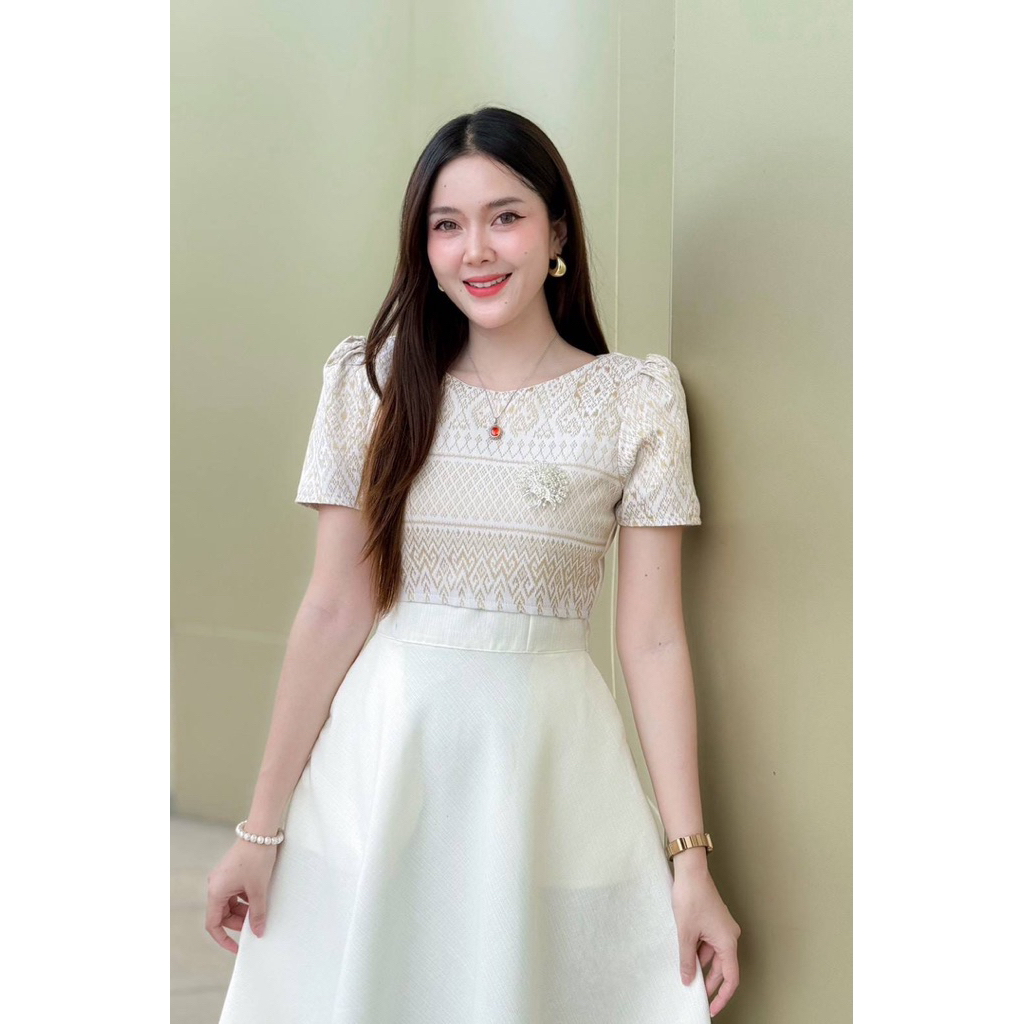 ชุดเดรสผ้าฝ้ายอัดกาว PIRA DRESS สีขาว งานน่ารัก ตรงปก คุณภาพดี มุมมองที่ 4