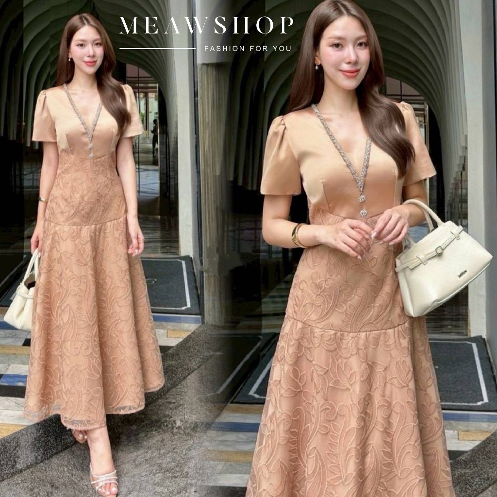 เดรสยาวคอวีหรูคริสตัลเพชร ผ้าซาตินเนื้อดี สีน้ำตาลทอง S-3XL สาวอวบใส่สวย