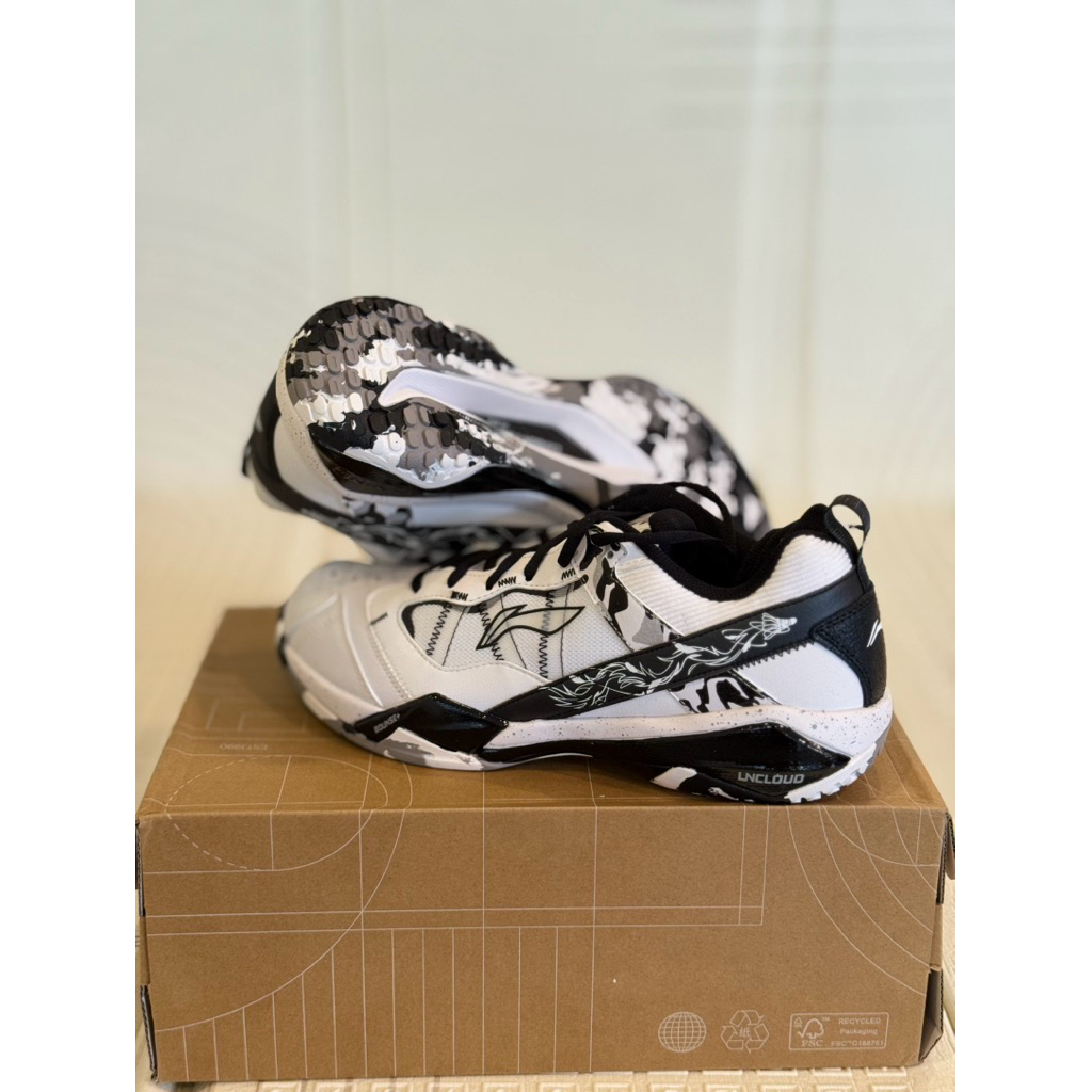 รองเท้าแบด lining invincible Ace หน้ากว้าง เบอร์11 (45) (แท้ 100% พร้อม ...