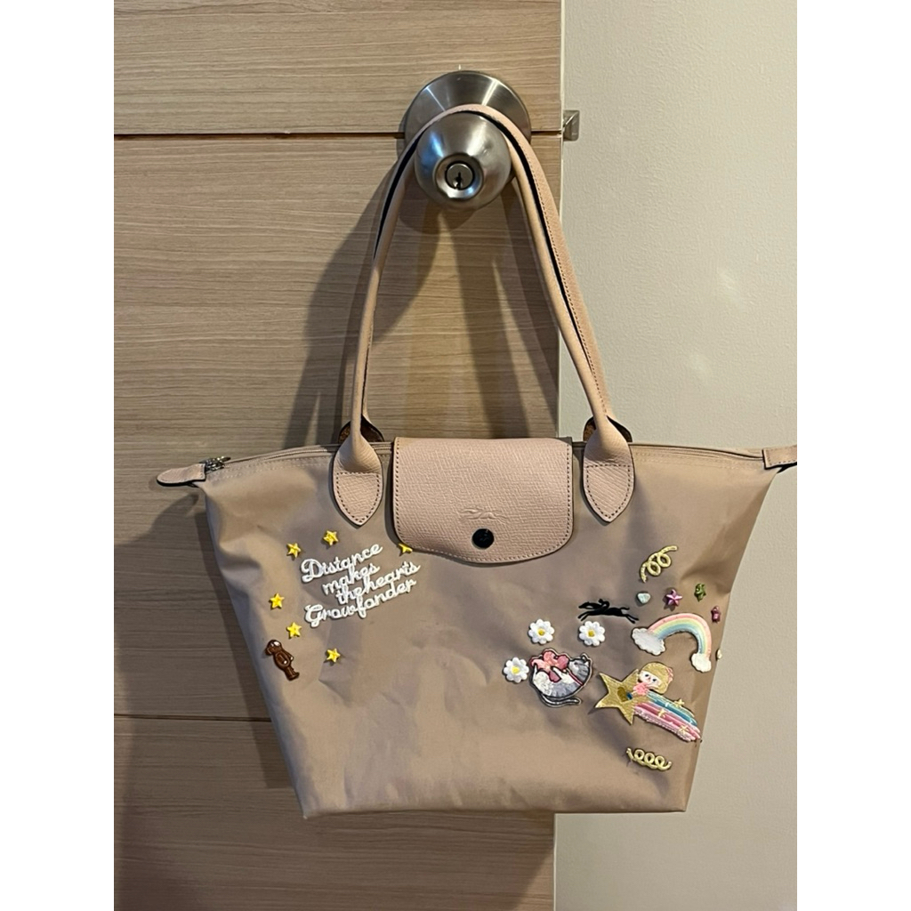 Long champ ไซต์ M หูยาวมือสองแถมตุ๊กตา | Shopee Thailand