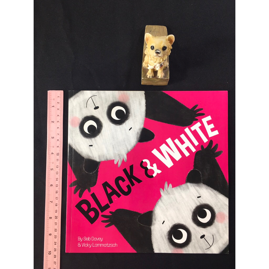 Black & White By Seb Davey หนังสือภาษาอังกฤษปกอ่อน (Pre-owned) | Shopee ...