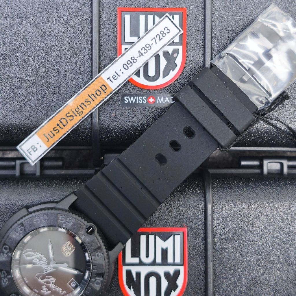 Luminox 3000 Falling bones (Black) limited edition 250 set ของสะสม