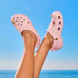 Giày cho người lớn LoveShackFancy Classic Clog (Pink Milk) đi kèm Jibbitz