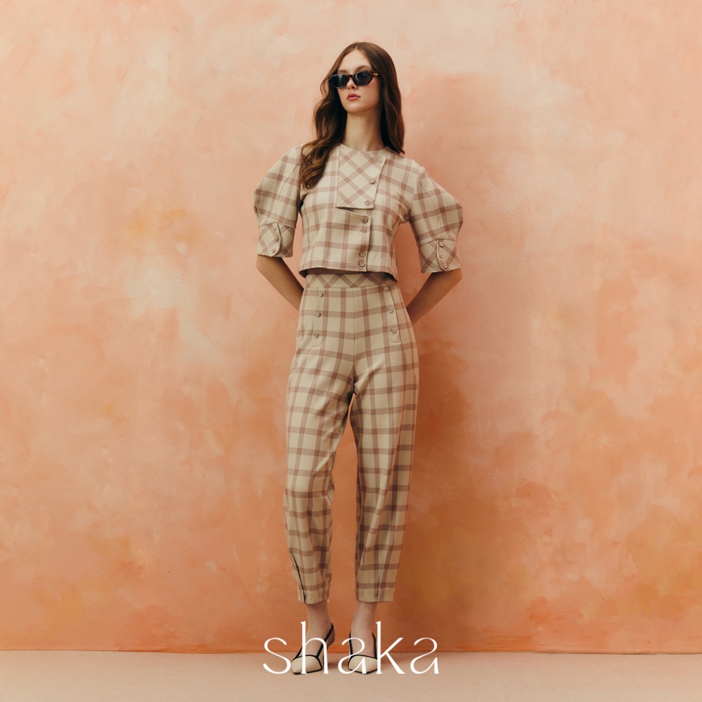 Shaka AW25 Check Button -Front Trousers Pants กางเกงเอวสูง ทรงเทเปอร์ ขาเรียวปลายสอบ PN-8250710