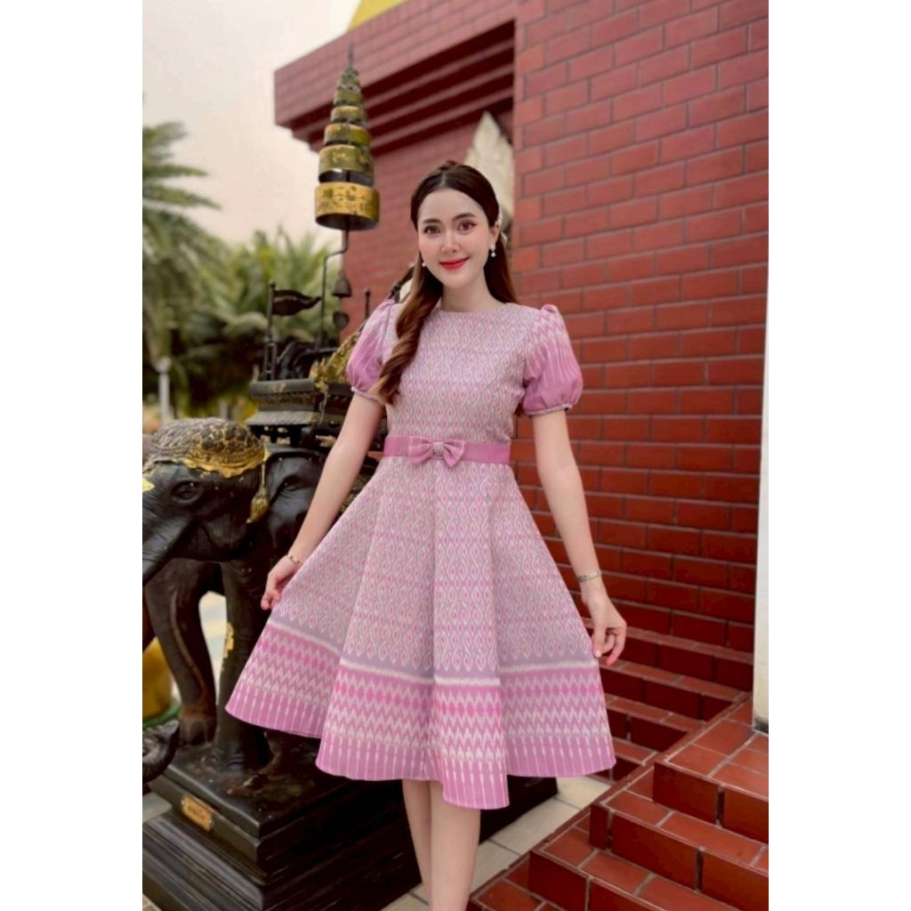เดรสผ้าฝ้ายมัดหมี่ไทยอัดกาวทั้งชุด พร้อมส่ง ผ้าดี สีสวย ใส่แล้วน่ารัก มุมมองที่ 5