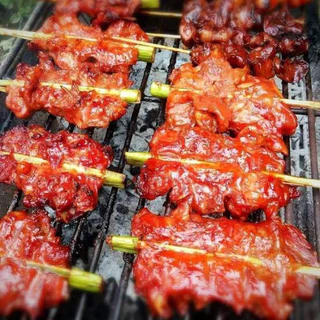 1 แถม2 ไก่ ย่าง แดง หอม สด ใหม่ อร่อย มัน ประสบการณ์50ปี อร่อยที่สุดในสุรินทร์ photo