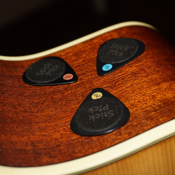 Stick Pick Full Set (3 size/ความหนา) - ปิ๊กที่แปะบนกีตาร์ได้ทันที เก็บ ...