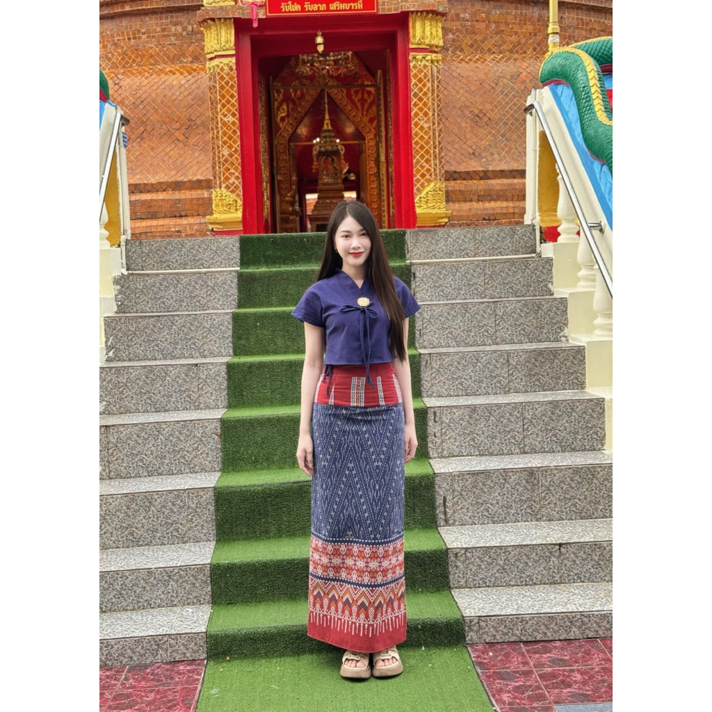 TANTANOD TL19 ชุดเซตผ้าไทย กระโปรงทรงแคบผ่าหลัง เสื้อล้านนาผ้าฝ้ายพิมพ์ลาย ใส่สวยเพรียว มุมมองที่ 2