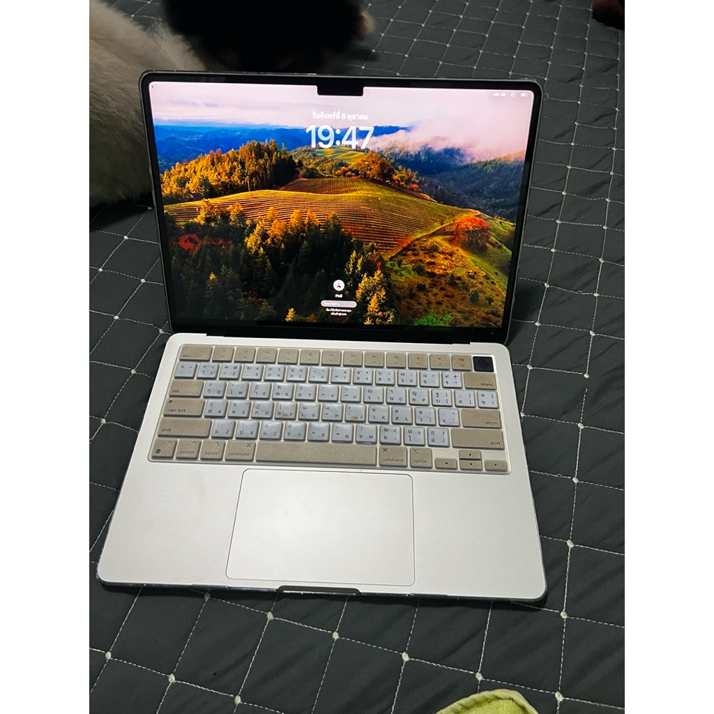 notebook apple M3 สีสตาร์ไลท์ สามารถขอรายละเอียดเพิ่มเติมได้ค่ะ ...