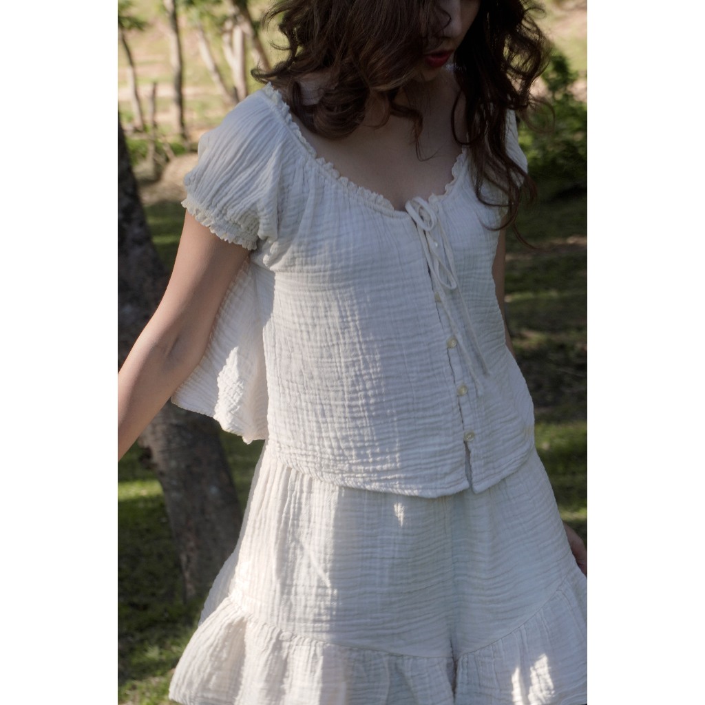 OLIVEE.co : Cottage Crinkle Set ชุดเซ็ตผ้าฝ้ายสองชั้นดีเทลลูกไม้ แขน ...