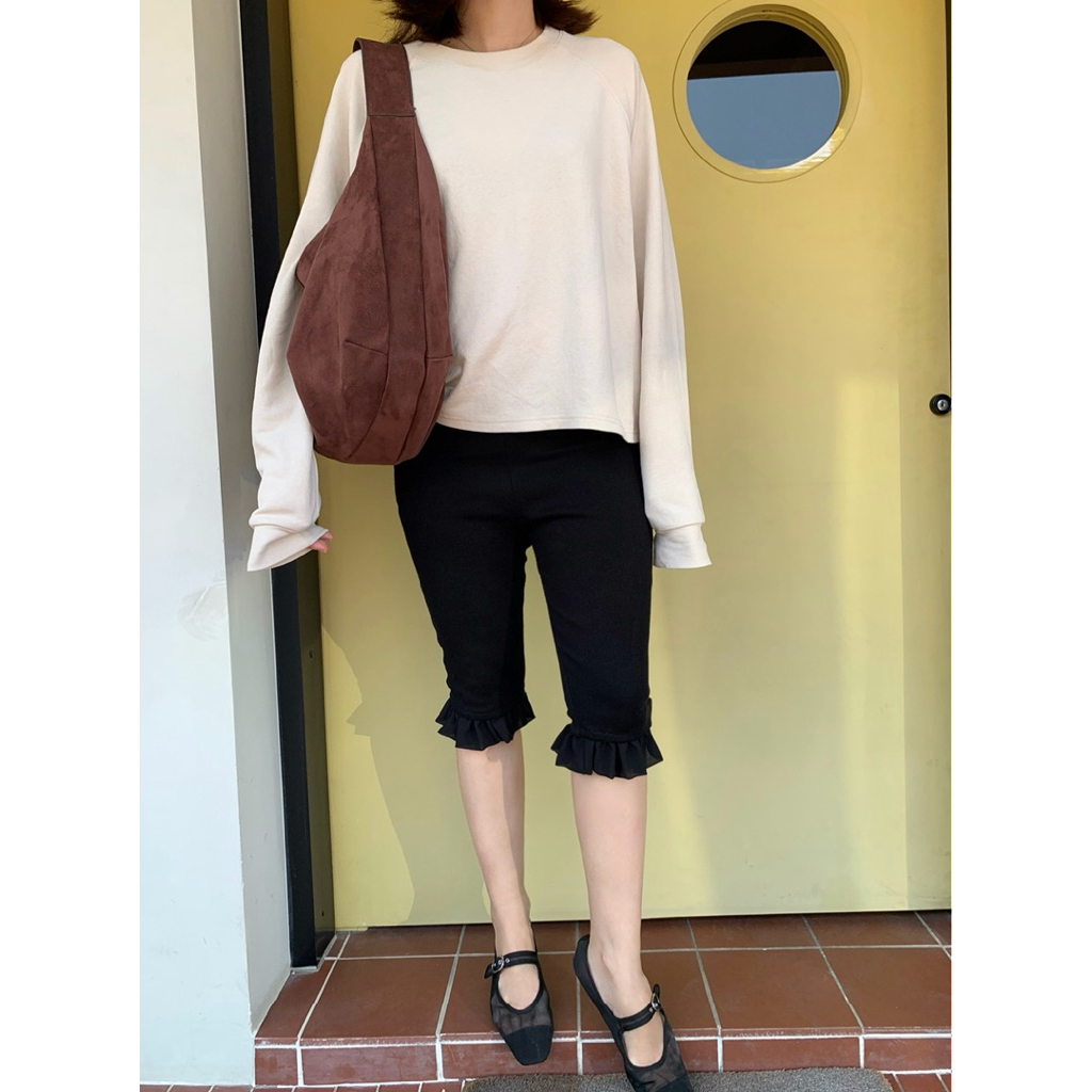 Charlotte Irony | Ruffle Capri Pants เข้าแล้วS M L