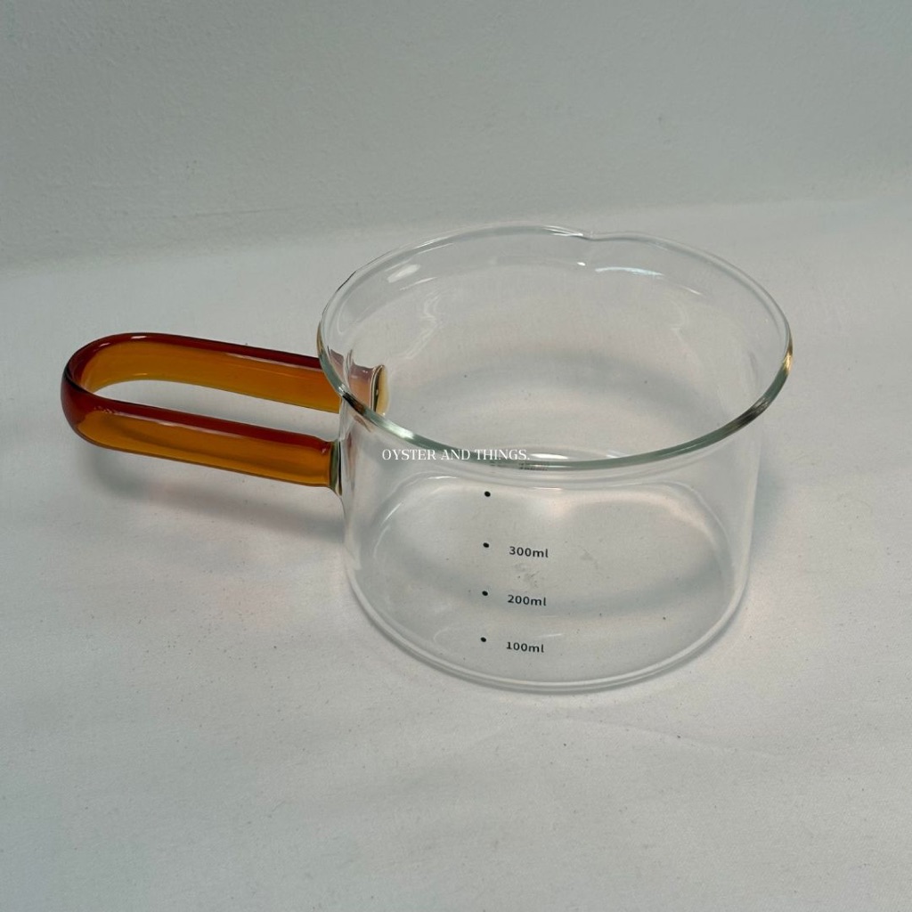 Glass measuring pot with brown holder | แก้วตวงหูจับสีน้ำตาล | Oyster ...